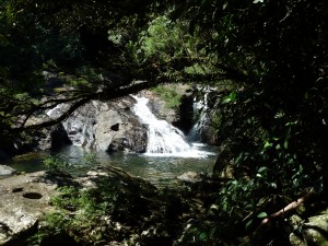 Bassins, sur le chemin de la cascade de Tao