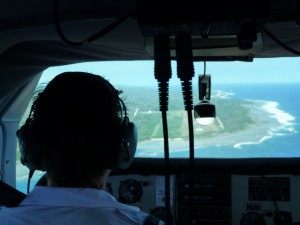 Atterrissage sur la piste de l'île de Tanna