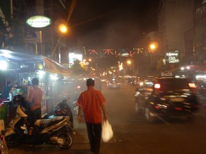 Arrivée à Jakarta, au milieu de pollutions en tout genre